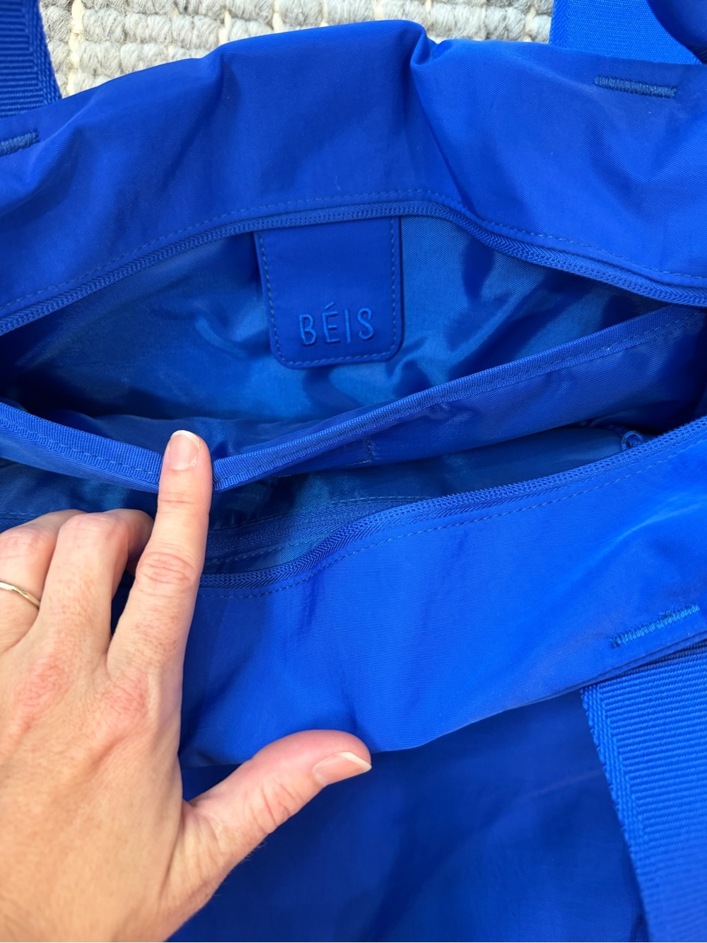 NWT- Béis Cobalt Blue, The Sport Tote - Picture 2 of 7